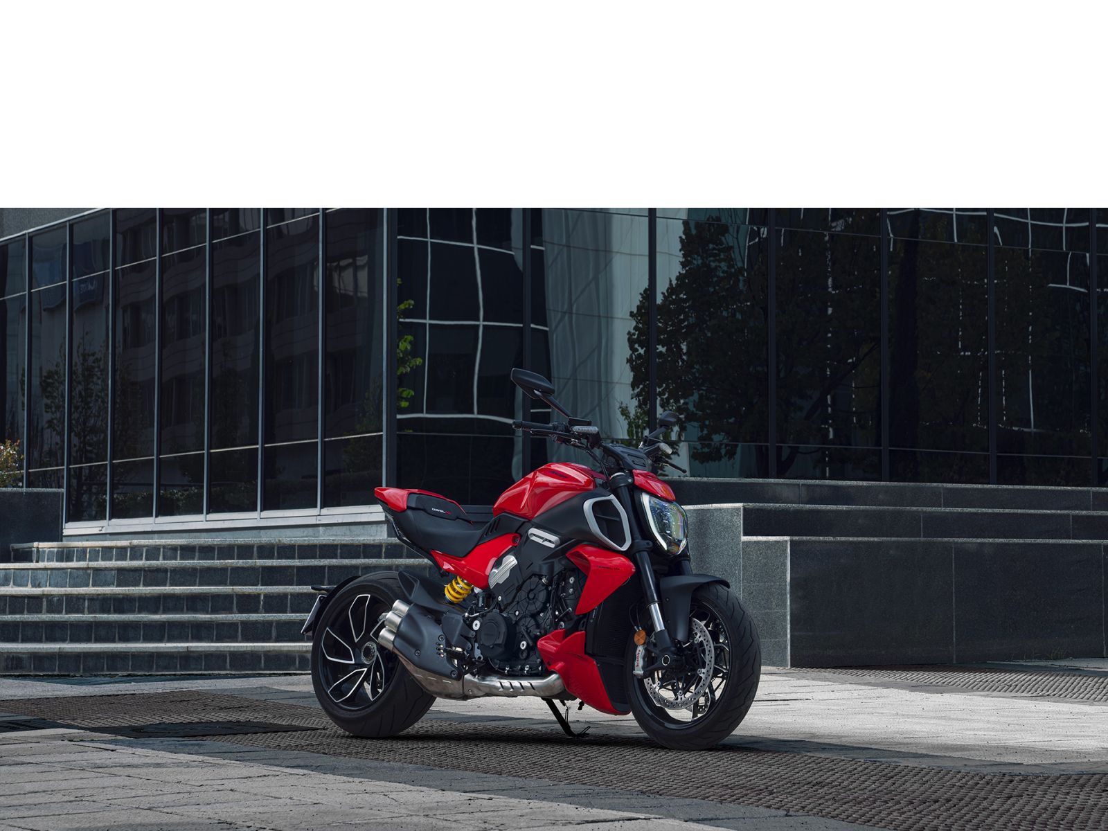 Мотоцикл DUCATI Diavel V4 (RED) 2026